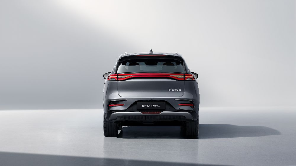 BYD Tang — Rear View